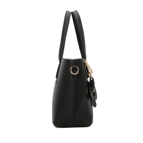 A Mini Engenhosa: Preto